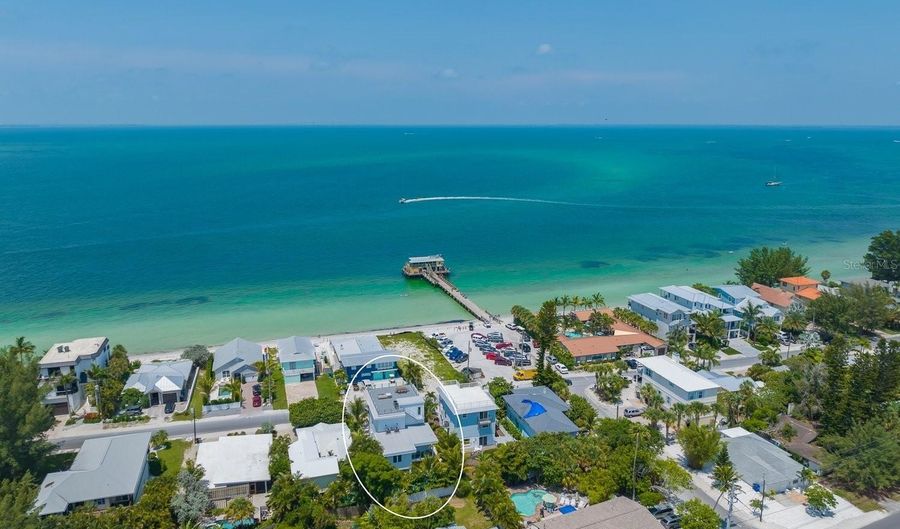 870 N SHORE Dr, Anna Maria, FL 34216 - 4 Beds, 5 Bath