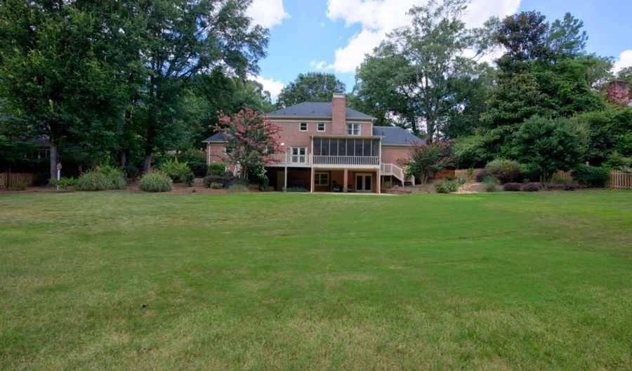 105 Moss Side, Athens, GA 30607 - 5 Beds, 5 Bath