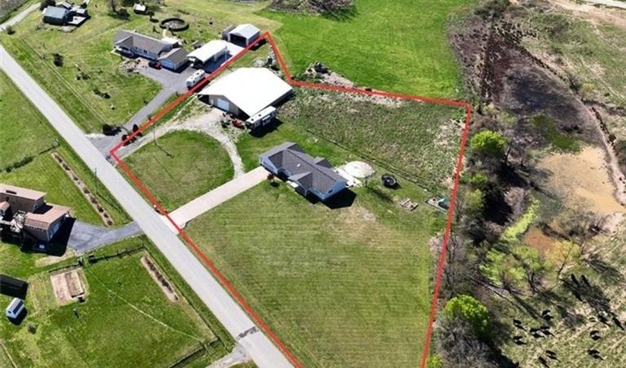 1885 County Road 912, Alpena, AR 72611 - 4 Beds, 3 Bath