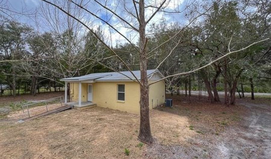 426 295th Ave, Cross City, FL 32628 - 2 Beds, 1 Bath