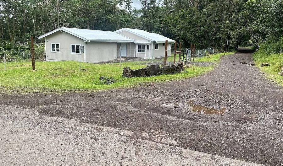 16-432 Uilani Dr, Keaau, HI 96749 - 4 Beds, 1 Bath