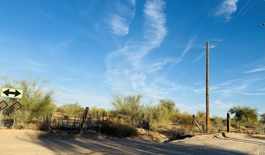 25401 Ave 37 E, Bouse, AZ 85325 - 0 Beds, 0 Bath