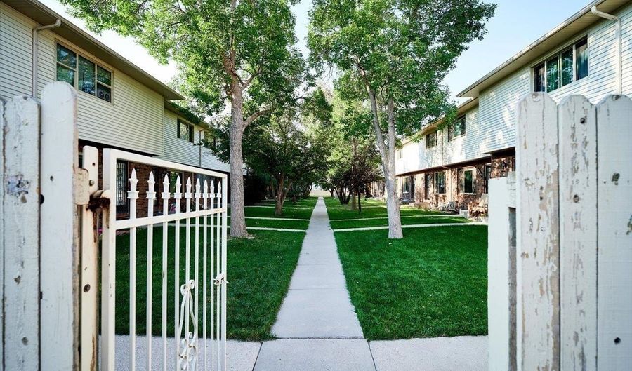 6000 OSAGE Ave, Cheyenne, WY 82009 - 3 Beds, 2 Bath