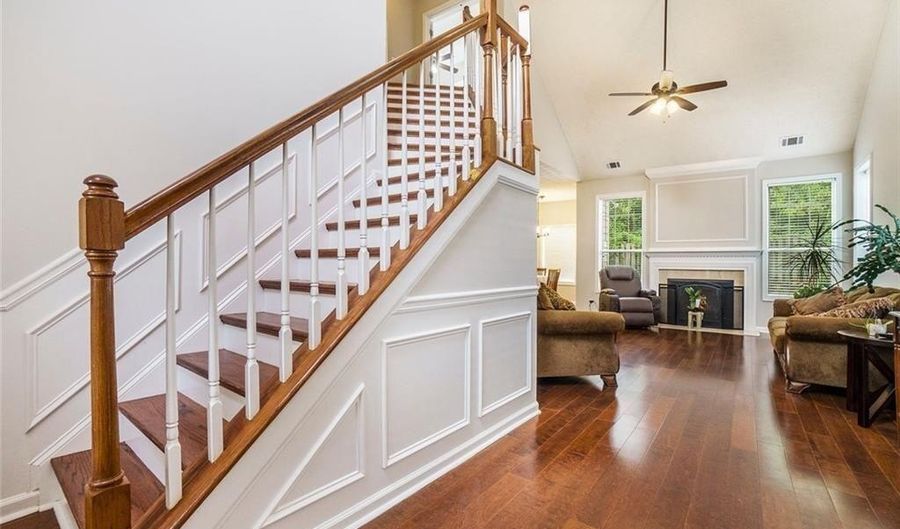 304 Highland Ct, Woodstock, GA 30188 - 3 Beds, 3 Bath