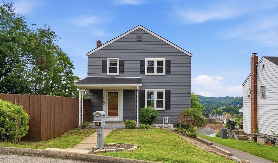 1739 Pierce St, Aliquippa, PA 15001 - 3 Beds, 0 Bath