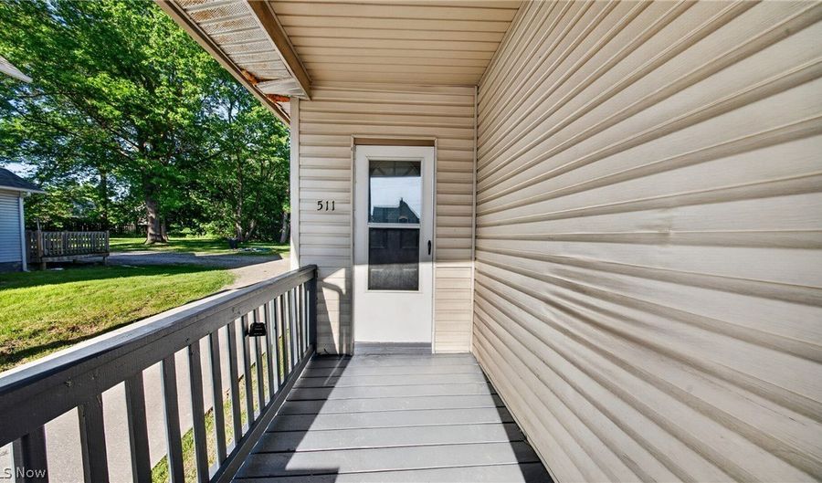 511 Brown St, Akron, OH 44311 - 4 Beds, 2 Bath