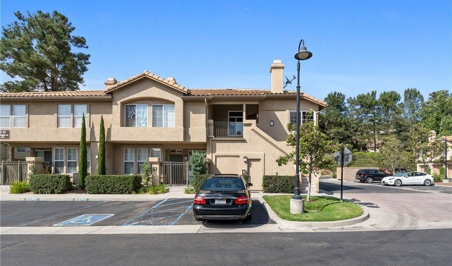 51 Waxwing Ln, Aliso Viejo, CA 92656 - 2 Beds, 2 Bath