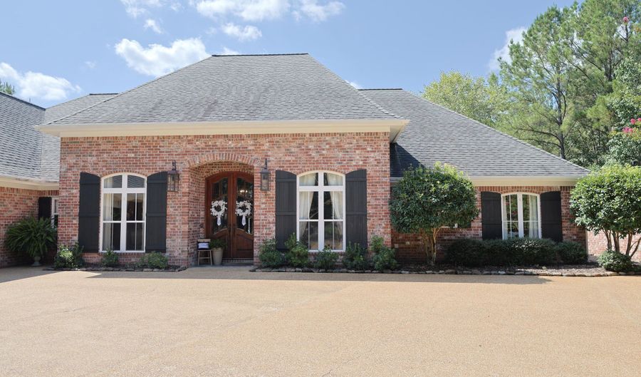 68 Southbrook Ln, Brookhaven, MS 39601 - 3 Beds, 2 Bath