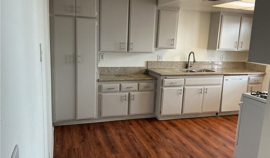1813 Pepper St 2, Alhambra, CA 91801 - 2 Beds, 2 Bath