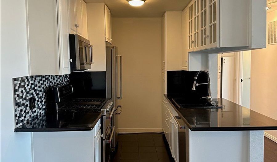 421 S La Fayette Park Pl 509, Los Angeles, CA 90057 - 2 Beds, 2 Bath
