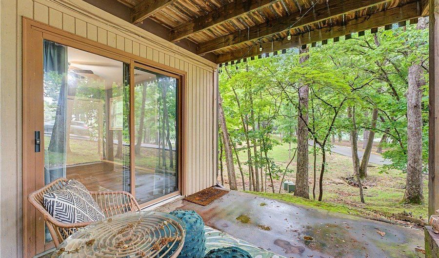 2 William Ln, Bella Vista, AR 72715 - 3 Beds, 2 Bath