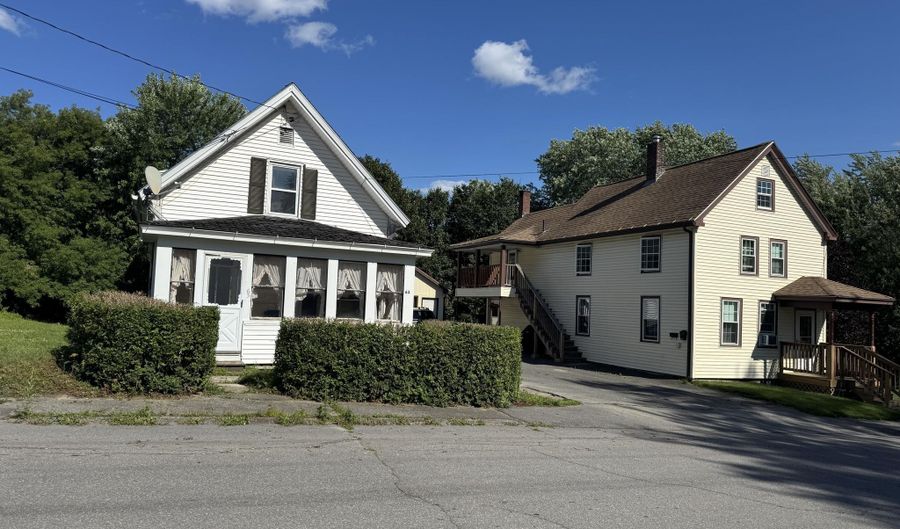 63 Washington St, Augusta, ME 04330 - 4 Beds, 2 Bath