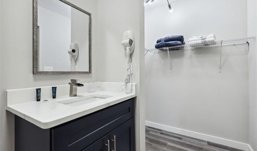 1561 Pontiac Pl SE, Atlanta, GA 30315 - 3 Beds, 2 Bath