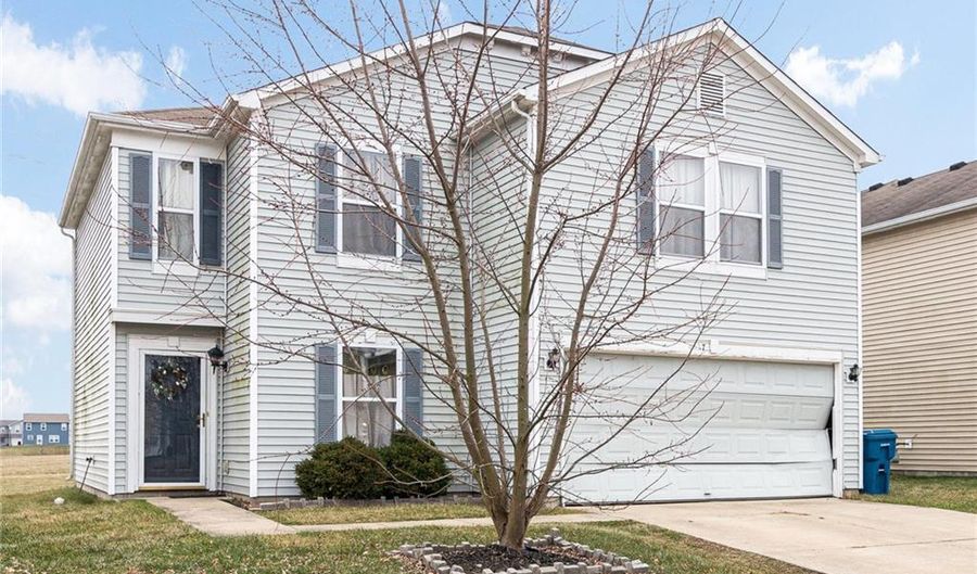 4037 Congaree Ln, Indianapolis, IN 46235 - 3 Beds, 3 Bath