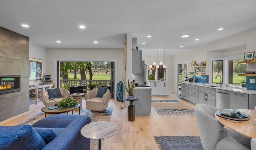 60733 Willow Creek Loop, Bend, OR 97702 - 2 Beds, 2 Bath