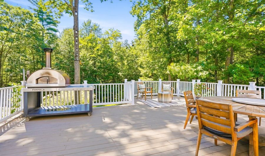 52 The Flume, Amherst, NH 03031 - 4 Beds, 4 Bath