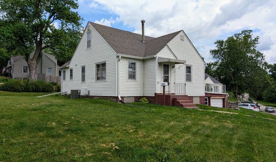 1800 Sycamore Ave, Atlantic, IA 50022 - 3 Beds, 2 Bath