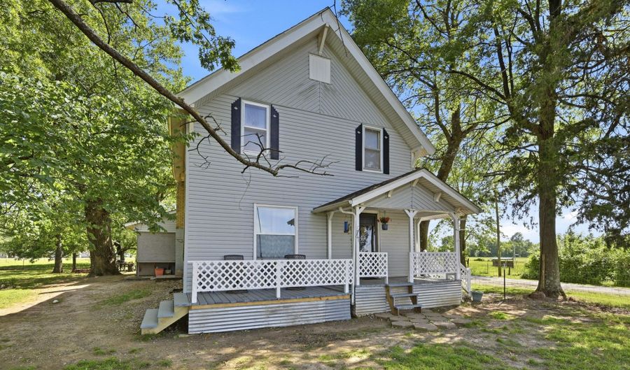 686 Weeks Ave, Asbury, MO 64832 - 5 Beds, 2 Bath