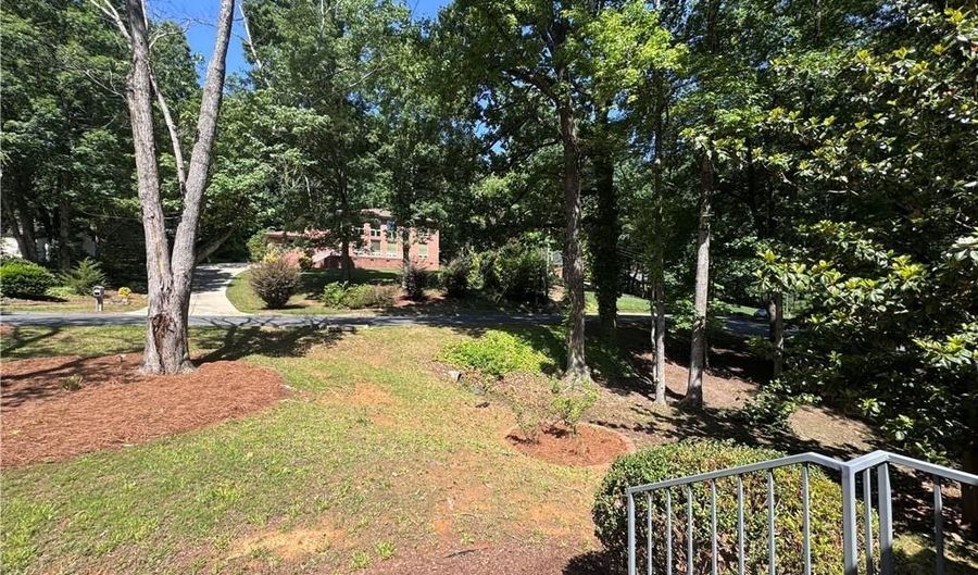 603 Shannon Rd, Asheboro, NC 27203 - 3 Beds, 2 Bath
