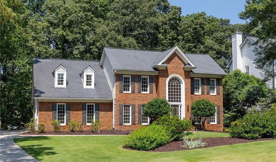 3195 Waters Mill Dr, Alpharetta, GA 30022 - 5 Beds, 4 Bath