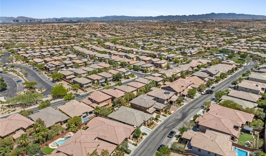 5540 Bethany Bend Dr, Las Vegas, NV 89135 - 5 Beds, 3 Bath