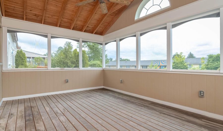 13 CARRIAGE WALK Ct, Baltimore, MD 21234 - 3 Beds, 3 Bath