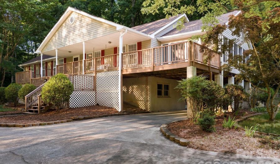 135 Brookhaven Ln, Advance, NC 27006 - 3 Beds, 3 Bath