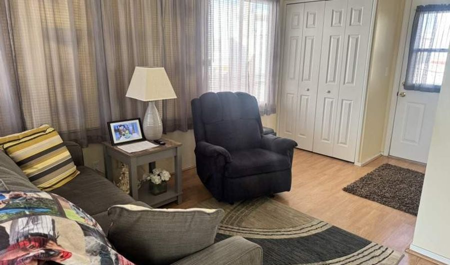 702 S. Meridian Rd 0503, Apache Junction, AZ 85120 - 1 Beds, 2 Bath
