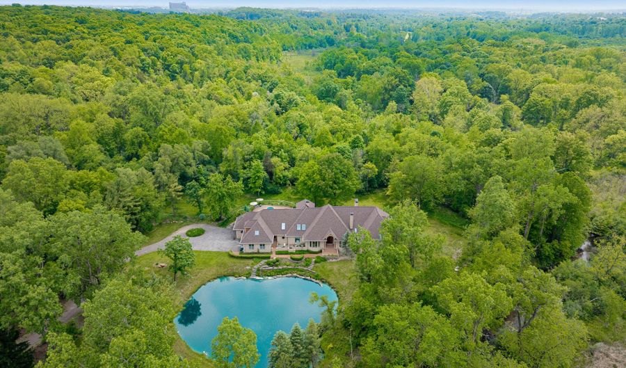 4911 Red Fox Run, Ann Arbor, MI 48105 - 6 Beds, 8 Bath