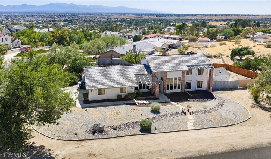 19403 Oneida Ct, Apple Valley, CA 92307 - 3 Beds, 2 Bath