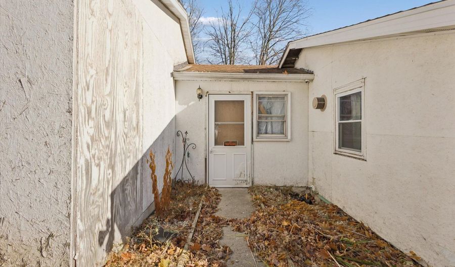 1121 26th St, Allegan, MI 49010 - 1 Beds, 1 Bath