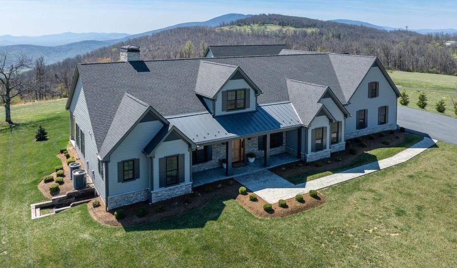 76 ELK MEADOW Dr, Afton, VA 22920 - 4 Beds, 4 Bath