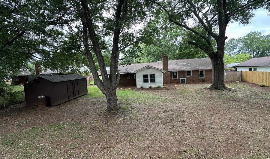 220 River Forest Dr, Boiling Springs, SC 29316 - 3 Beds, 2 Bath