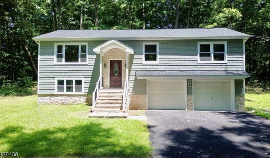 1 Appleseed Rd, Alloway, NJ 07461 - 3 Beds, 3 Bath