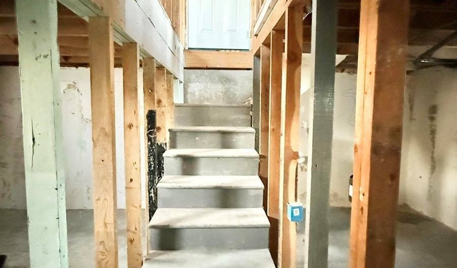 460 5th St, Battle Mountain, NV 89820 - 2 Beds, 1 Bath