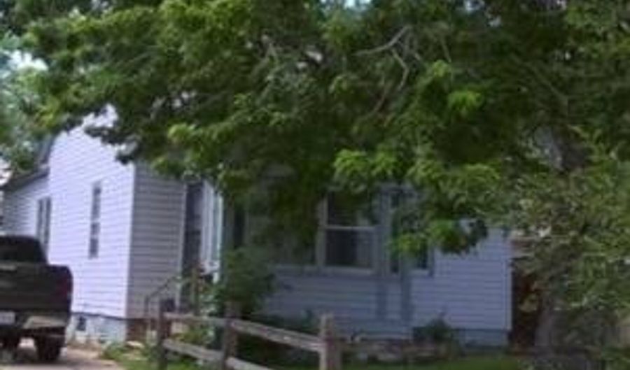 820 Big Horn, Alliance, NE 69301 - 2 Beds, 2 Bath