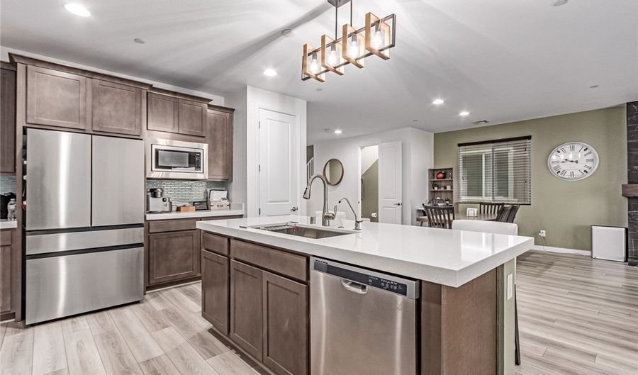 8739 Scalpay St, Las Vegas, NV 89166 - 5 Beds, 4 Bath