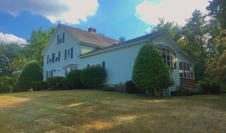 334 S River Rd 2, Bedford, NH 03110 - 2 Beds, 1 Bath