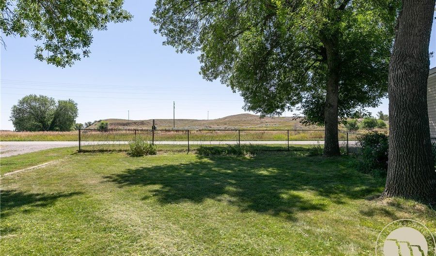1683 Lower Canal Rd, Ballantine, MT 59006 - 3 Beds, 2 Bath