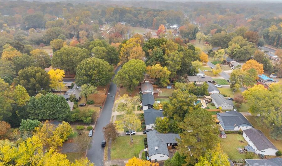 1927 Kilborne Dr, Charlotte, NC 28205 - 3 Beds, 2 Bath