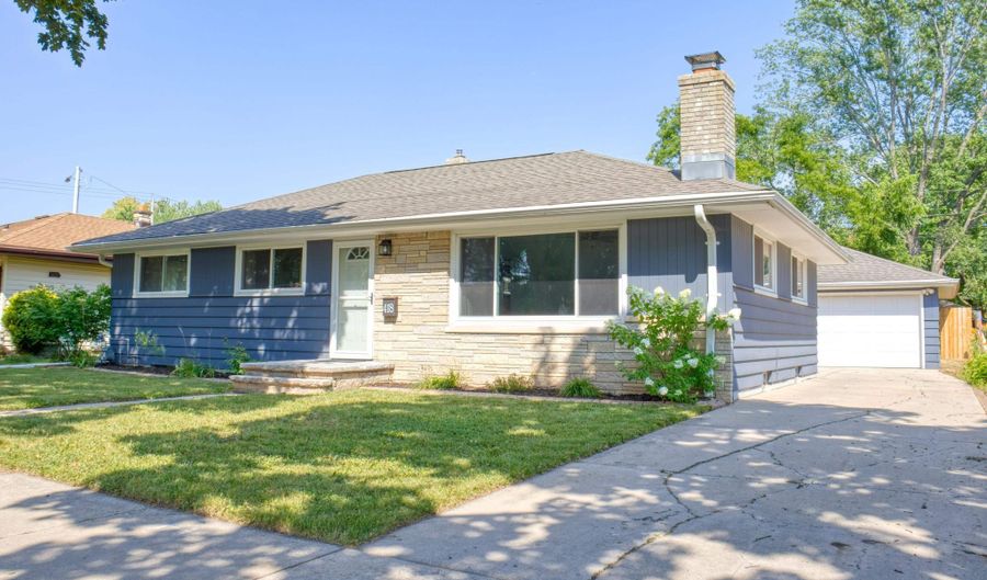 418 S SCHAEFER St, Appleton, WI 54915 - 3 Beds, 2 Bath