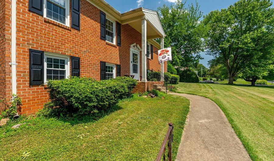 3745 Horseshoe Rd, Appomattox, VA 24522 - 3 Beds, 3 Bath