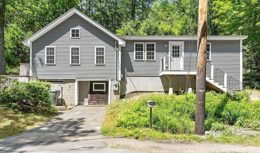 55 Ashby Rd, Ashburnham, MA 01430 - 2 Beds, 2 Bath
