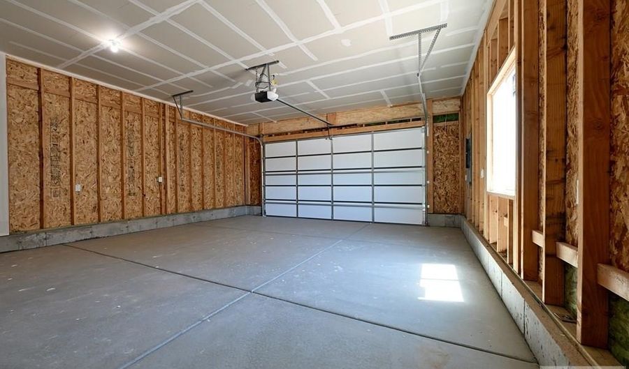 4738 Satire Dr, Ammon, ID 83406 - 3 Beds, 2 Bath