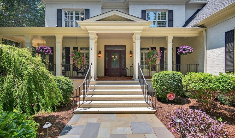 3748 Knollcreek Dr, Apex, NC 27539 - 6 Beds, 5 Bath