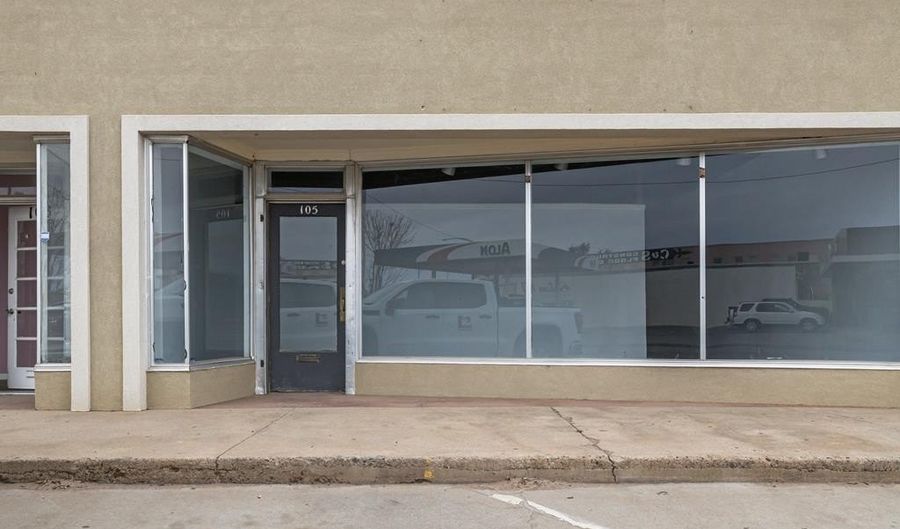 105 W Broadway, Andrews, TX 79714 - 0 Beds, 0 Bath