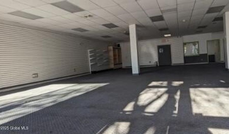 467 Delaware Ave Commercial Right, Albany, NY 12209 - 0 Beds, 0 Bath