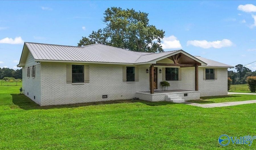 4291 County Road 1807, Arab, AL 35016 - 3 Beds, 2 Bath