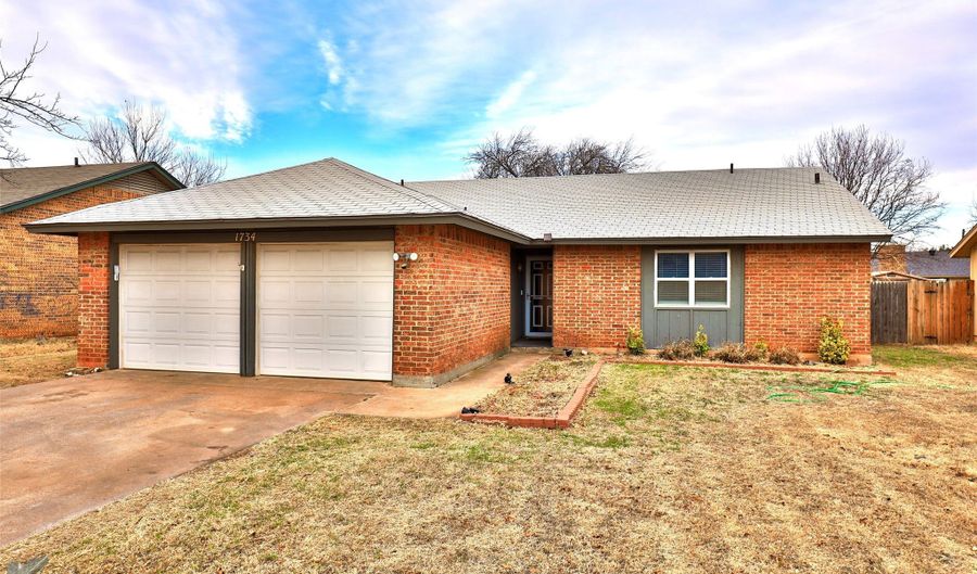 1734 Bob White Ct, Abilene, TX 79605 - 3 Beds, 2 Bath