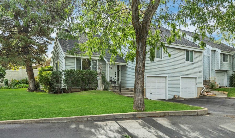 3109 S APPLEWOOD Dr, Bountiful, UT 84010 - 3 Beds, 2 Bath
